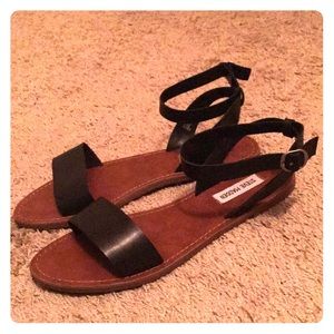 Steve Madden Black Strap Sandals